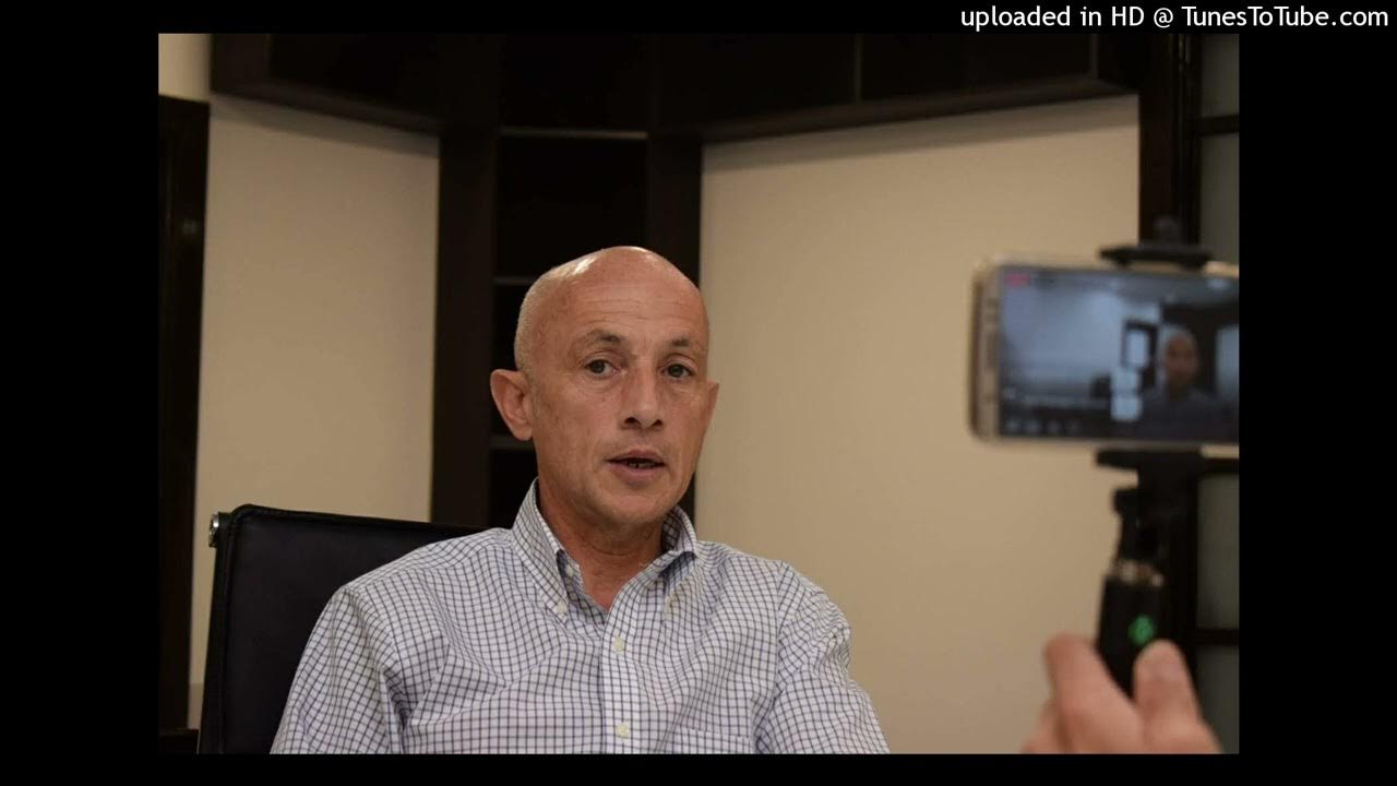 Пабло гонсалес журналист последние. Pablo gonzalez. Рауль рохас профессор. Пабло гонсалес журналист последние. Пабло гонсалес журналист последние.