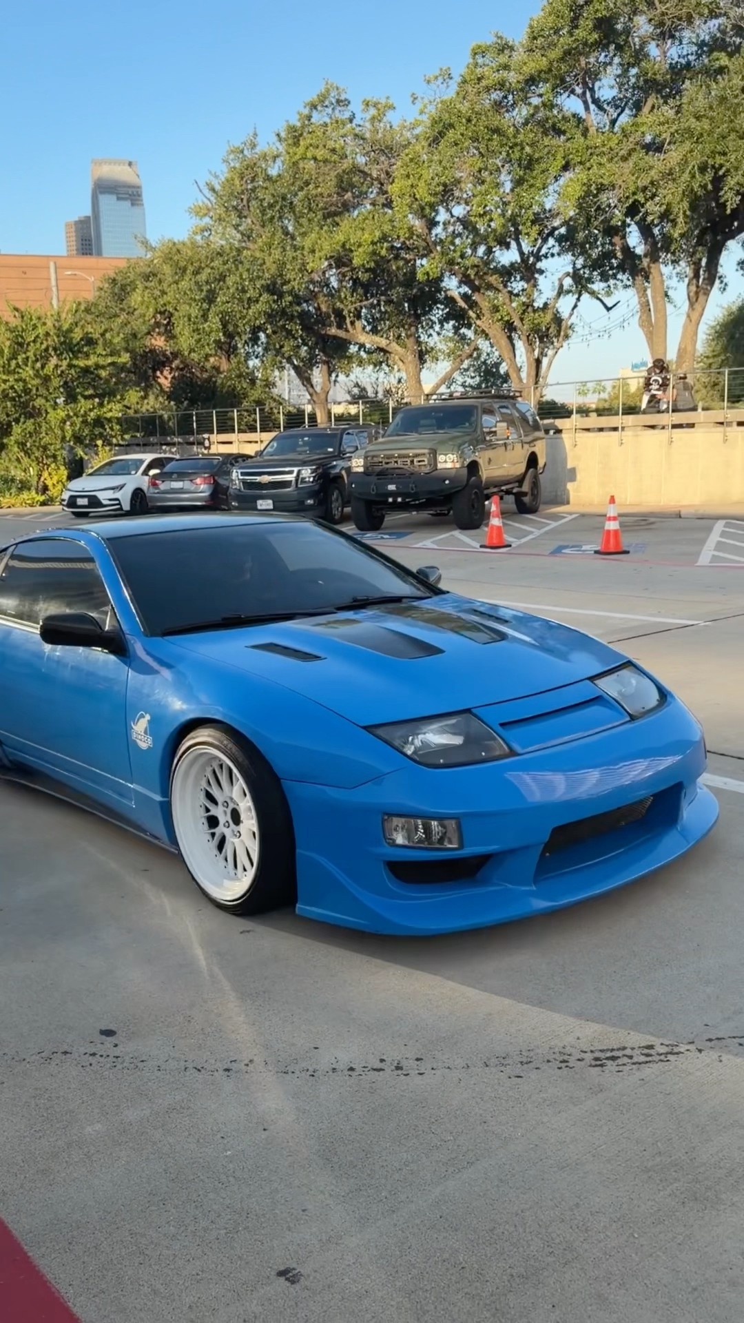 Awesome Spec Nissan 300ZX - YouTube