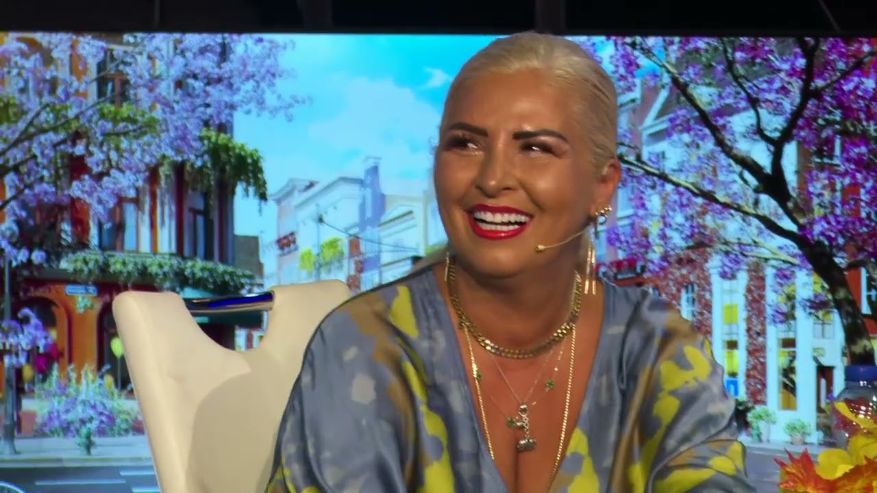 Mihrije Braha dhe Lora e kallin sallen me kengen   O na kan than e o ti je ma e mira