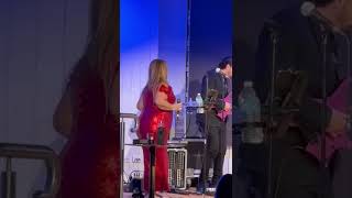 Quando Quando Quando  -Lili Gale at Petersham RSL (singing the backing vocals )