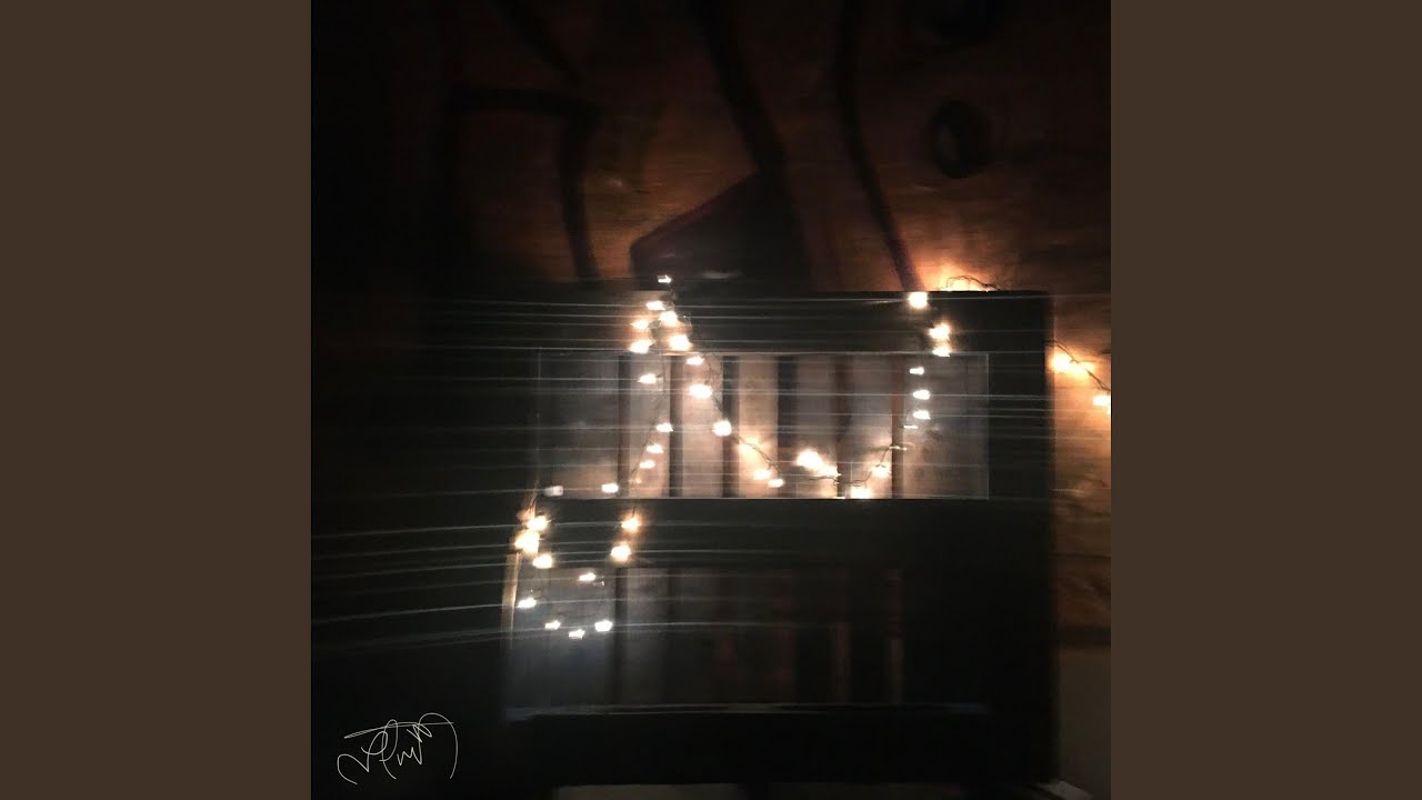 在 YouTube 上观看 Surrender (Acoustic)