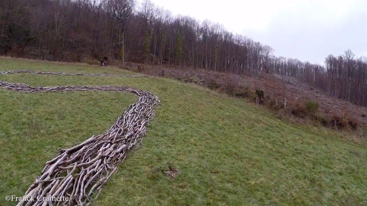 Rivière Land Art vue par drone...