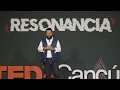¿Cómo viajar y, al mismo tiempo, cambiar el mundo? | Vicente Ferreyra Acosta | TEDxCancún