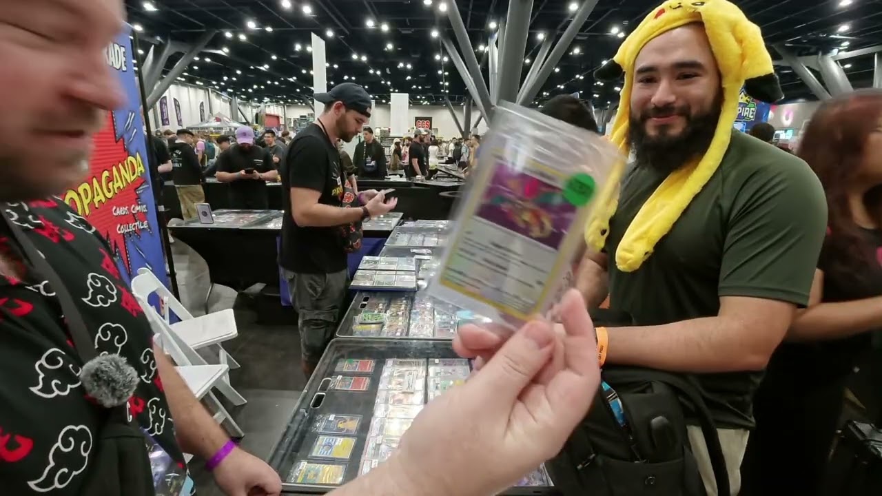 Ripping Booster Packs with @packbattle! | Houston Collect-A-Con Day 2! #vendorpov #pokemon