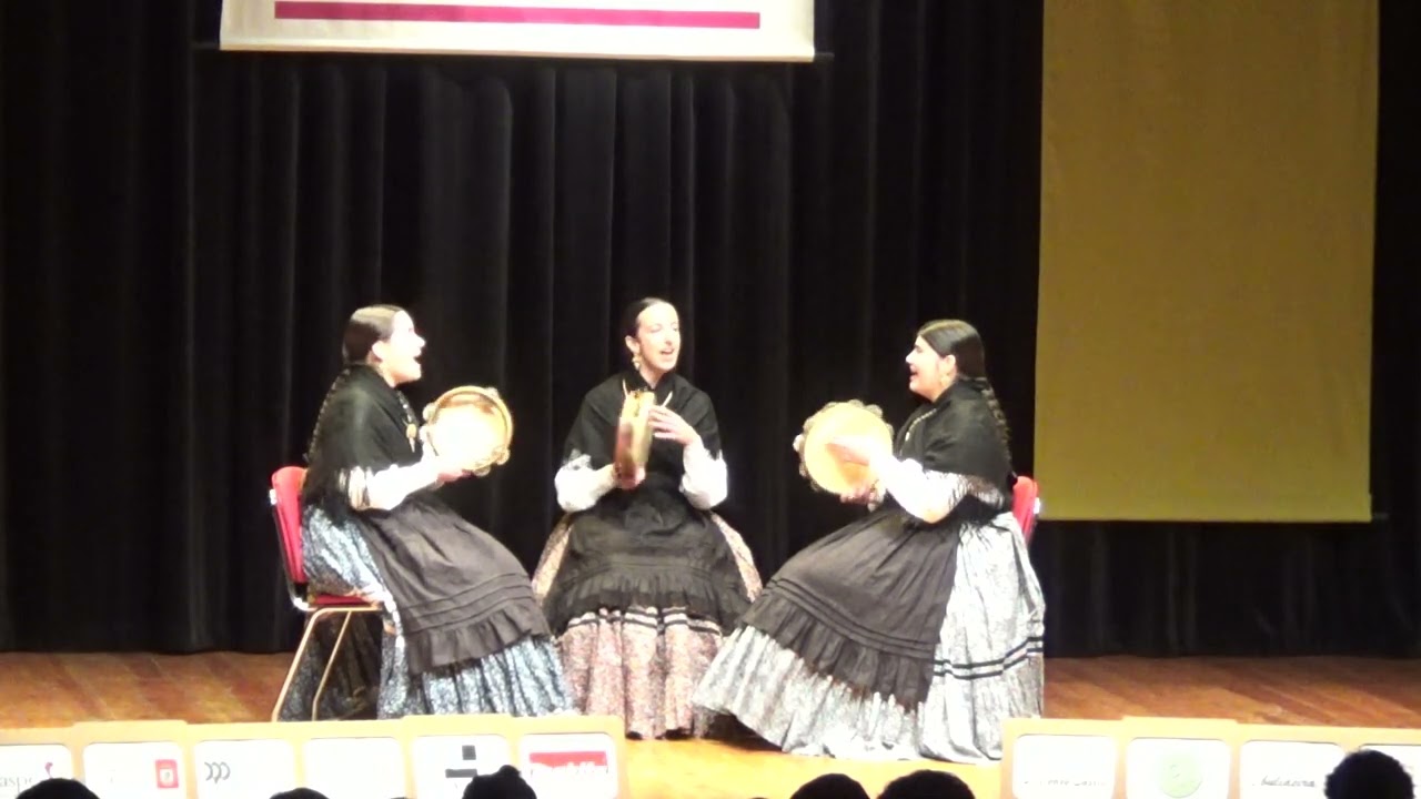 TRES PÉS PA'UN BANCO, da A.M. Mediarea (Cangas do Morrazo)