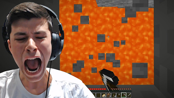 Beating Minecraft While Being Electrocuted When I Take Damage