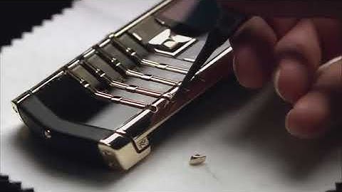 DETAILS DETERMINE SUCCESS: THE VERTU SIGNATURE SERIES PRODUCTION | A DEMONSTRATION VIDEO 📱✨