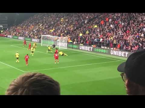 Mo Salah even had the Watford fans appreciating his brilliance 👏