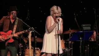 Famous "Strange" Star Anna - Sweet Dreams, The Music of Patsy Cline Net Worth