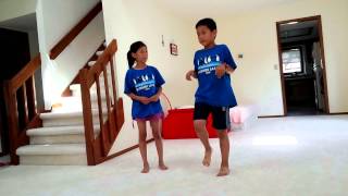 20140625 Alson & Penn singing -3