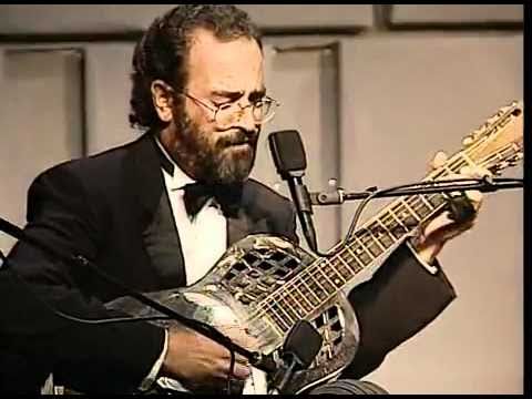 აკუსტიკური ფინგერსტაილ გიტარა: ბობ ბროზმანი - Highway 49 Blues.