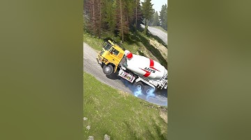 Wait for end #car #loop #driving #short