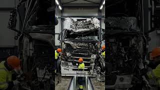 The restoration process of a wrecked white Scania truck. #timelapse