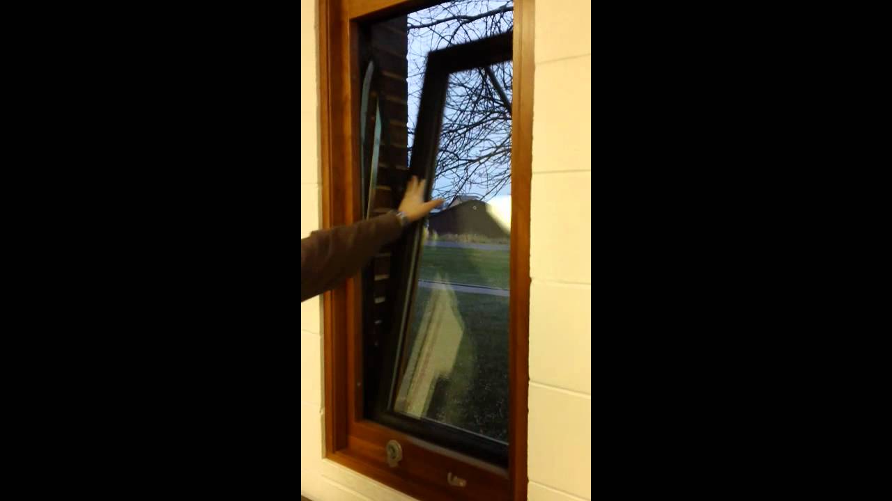 H Window Awning with pushbar operation 11303011.MP4