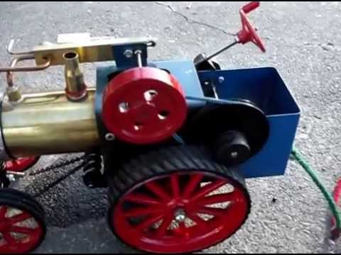 Mighty little Kiwi engine pulling an old yank tank around!!
