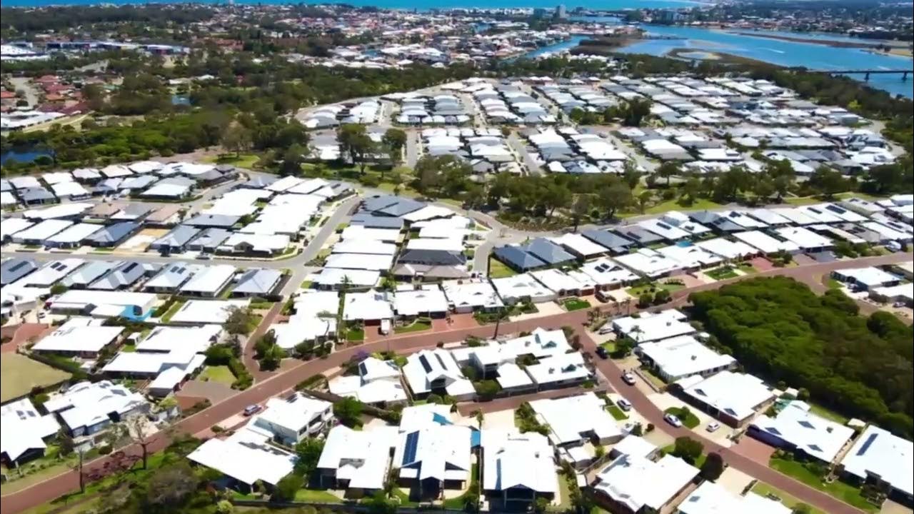 20 Carnarvon Way, Erskine YouTube