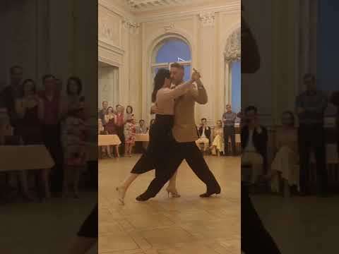 Хавьер Диас и Татина Мосалева                     Javier Diaz & Tatiana