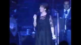 Famous Sharone Rose in concert with mariachi Wealth