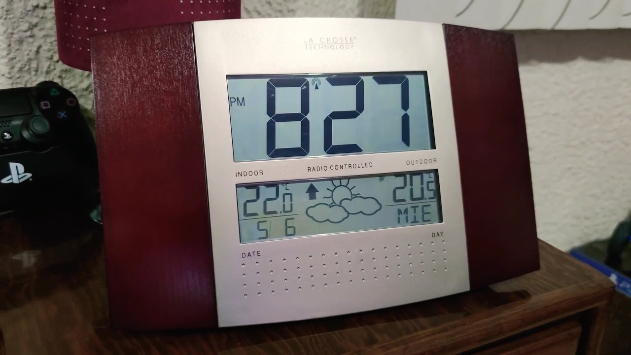 LA CROSSE TECNOLOGY WS8157CHIT Atomic Clock Reloj Atómico YouTube