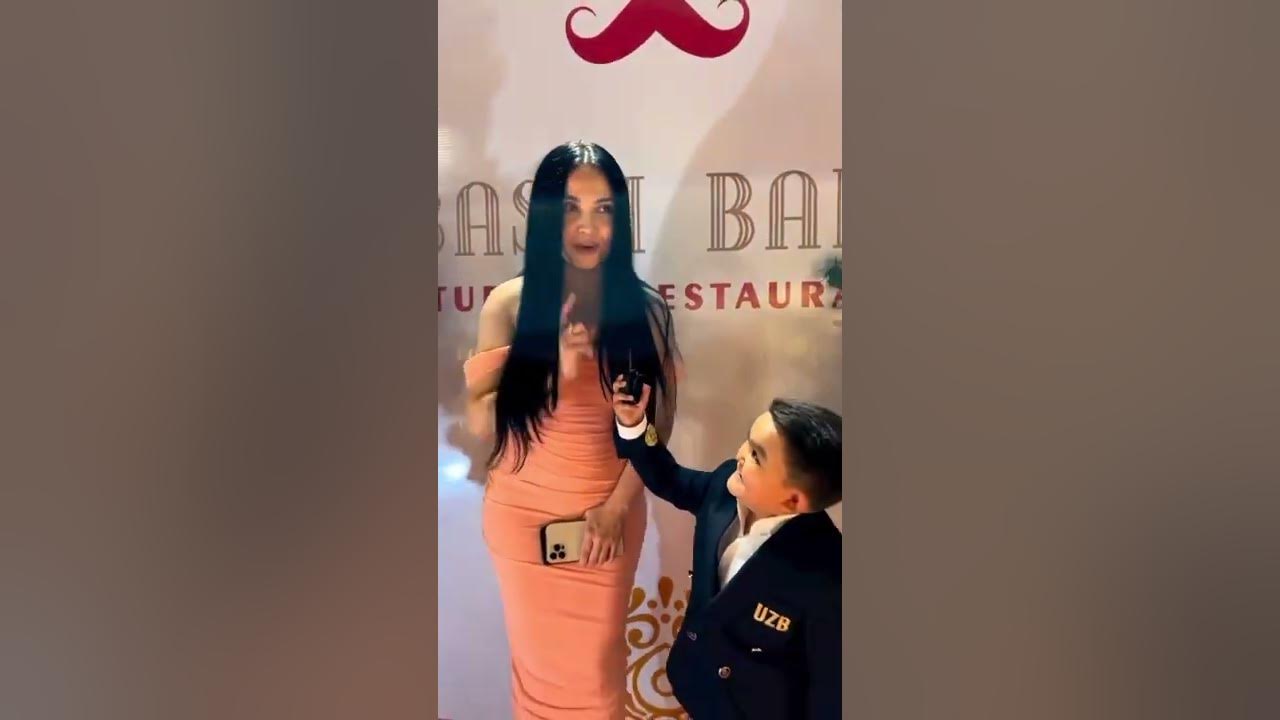 Luiza Rasulova купальнике