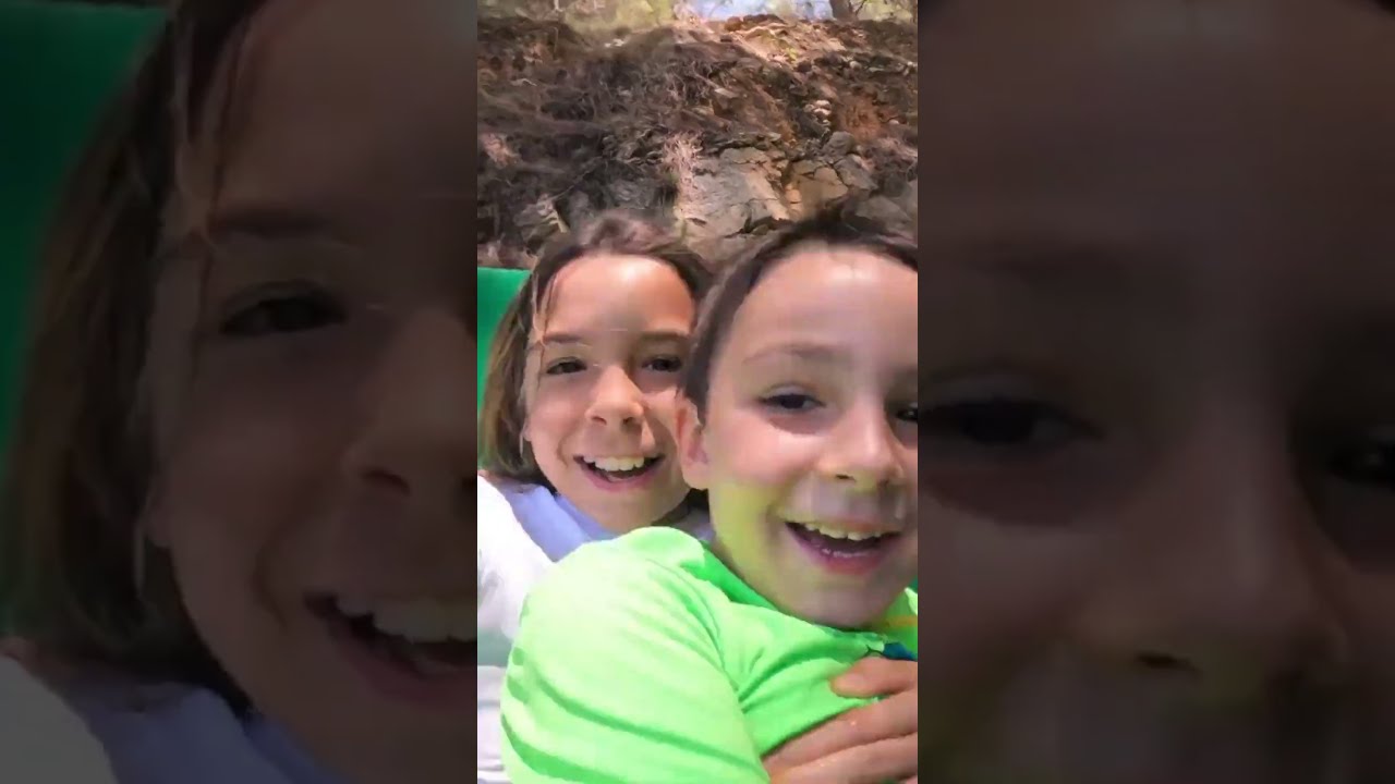 ¿AROA se ATREVE a entrar en la cápsula? 😱 Aqualandia Benidorm #Shorts