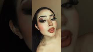 Que Guapa Me Veia Siono Fats Chanel