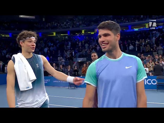 Carlos Alcaraz Has Eyes Set on Australian Open Title 👀 | 2024