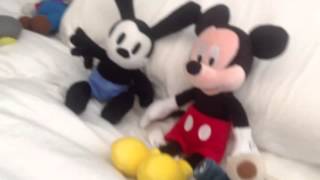 Mickey Mouse vs Chuck E Cheese Pt 1