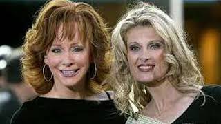 Reba McEntire & Linda Davis   Does He Love You