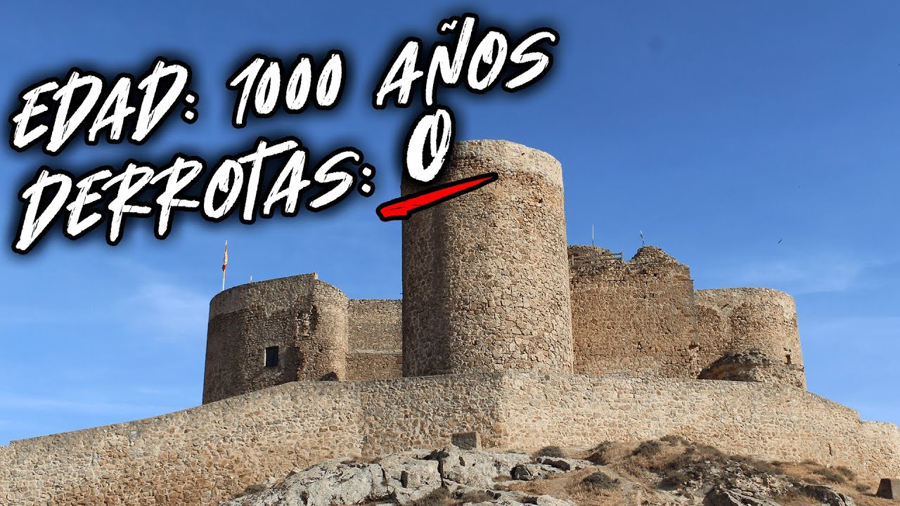 El Castillo inconquistable y los 13 Molinos de Viento | Consuegra