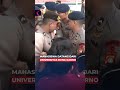 MAHASISWA SEMPAT DIHADANG POLISI MENUJU TITIK UNJUK RASA DI JAKARTA #short