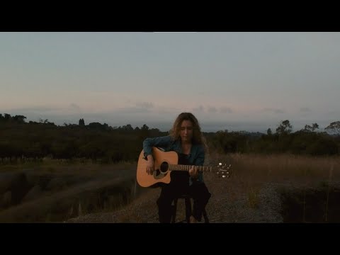 Espera — Isabelli Bertolin