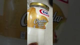 #satistifying kraft cheddar cheese spread /original