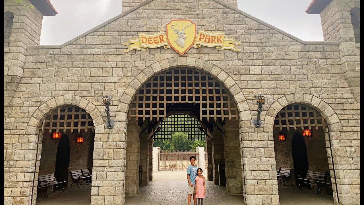 Deer Park at MarineLand [4K]