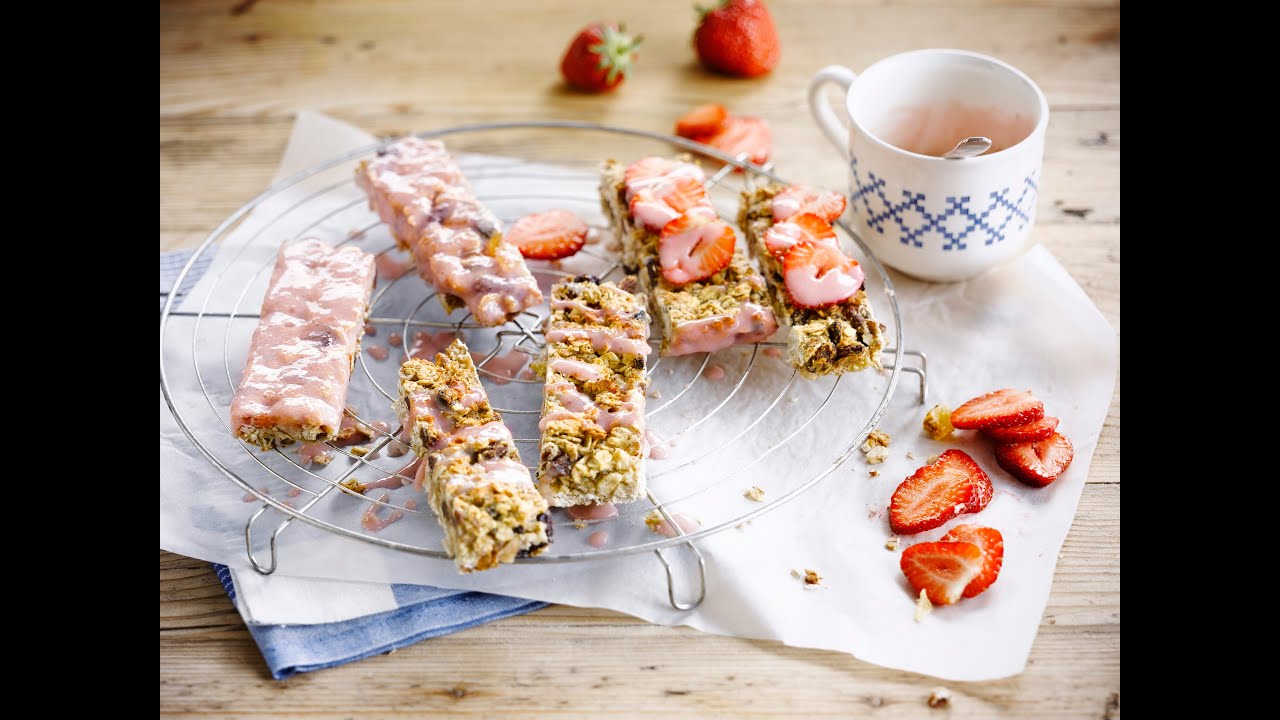 Alpro recipe – Fruity topped granola bar - YouTube