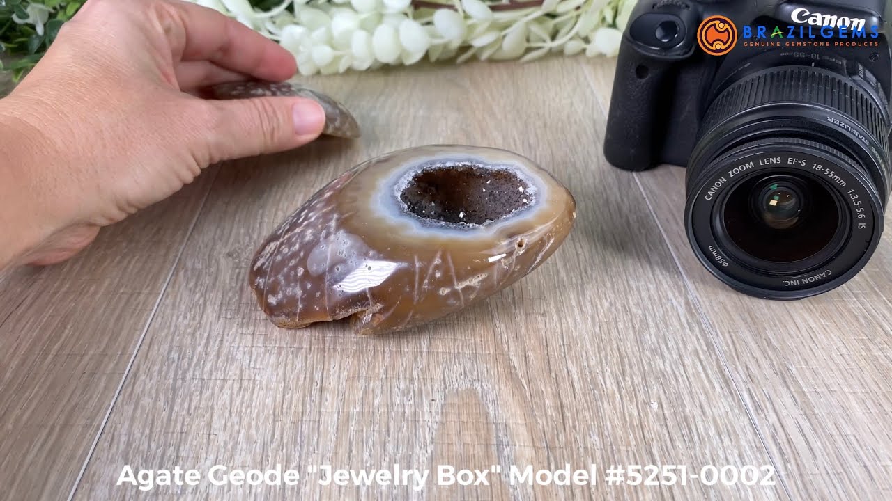 Agate Geode "Jewelry Box" Model 