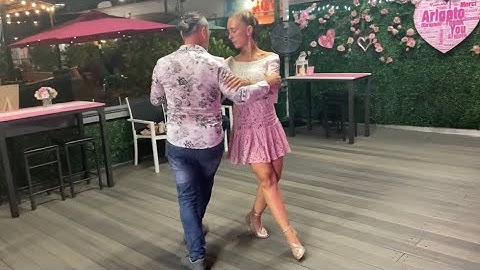 Tango Classes (Foward and backward planeo and enrosque)