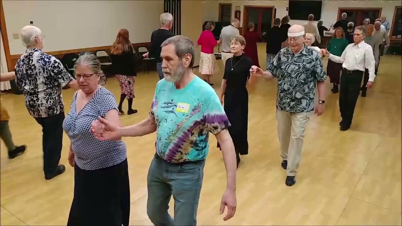 Heartwood • English Country Dance