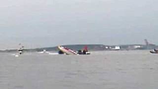 Powerboat P1 Gothenburg #77 Lucas Oil Outerlimits crash