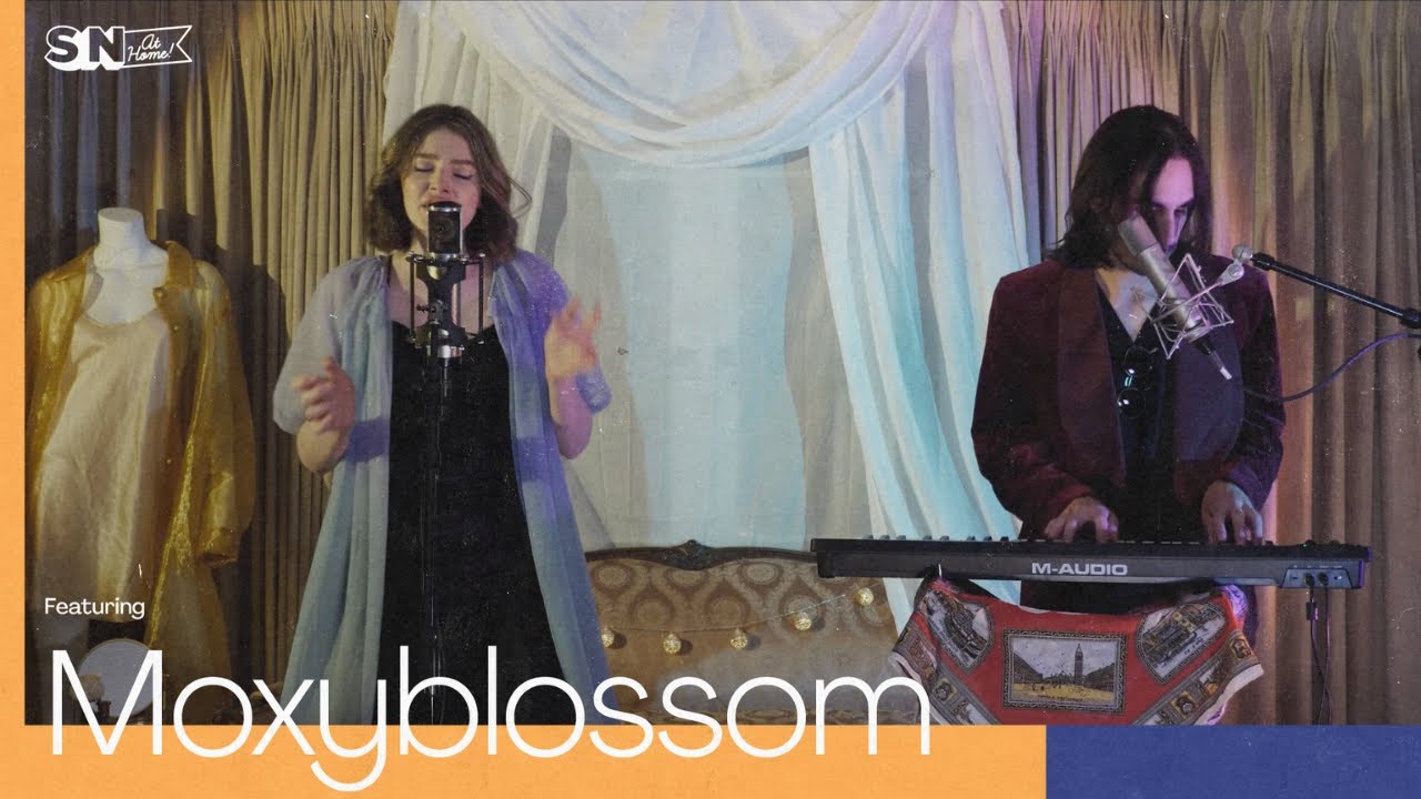 Moxyblossom - I'd Rather Be The Moon | School Night Concert