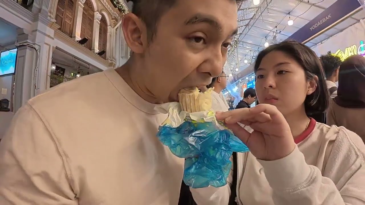 Ramadan Bazaar in Singapore with a Beautiful Filipina 🇸🇬