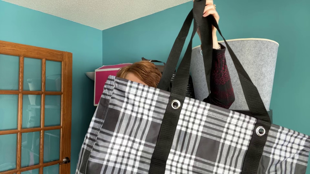 going gingham large utility tote