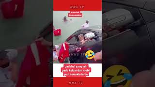 si kakek tak mau keluar dari dalam mobil..!! sayang di mobil kakek nya #shortsvideo