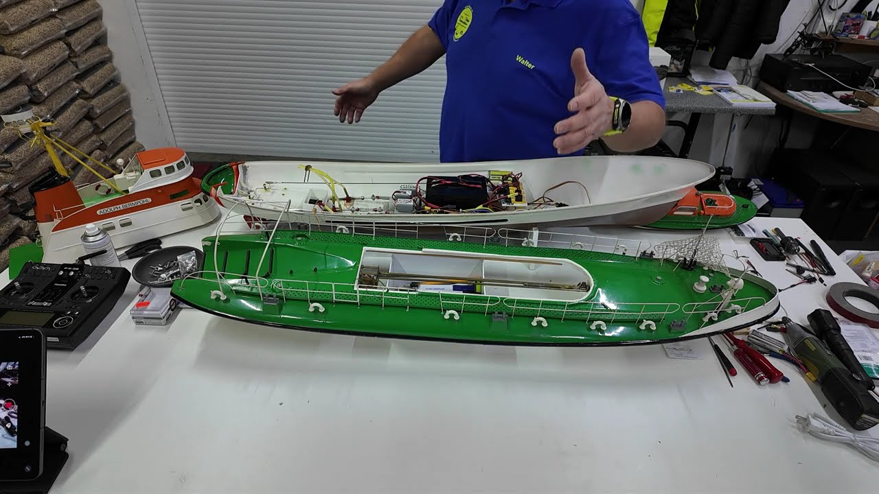 RC Modellbau Meisterwerk - Restauration eines legendären Seenotrettungskreuzer - Adolph Bermpohl