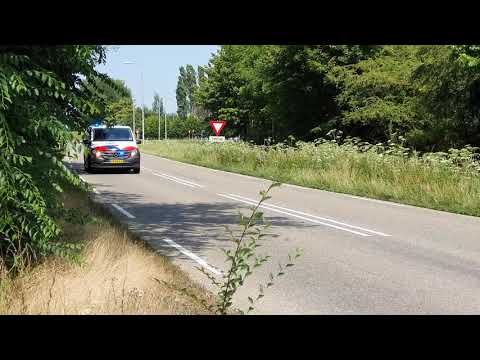 Politie Zaltbommel nieuwe mercedes vito prio 1 naar ongeval letsel maaswaalweg Zuilichem