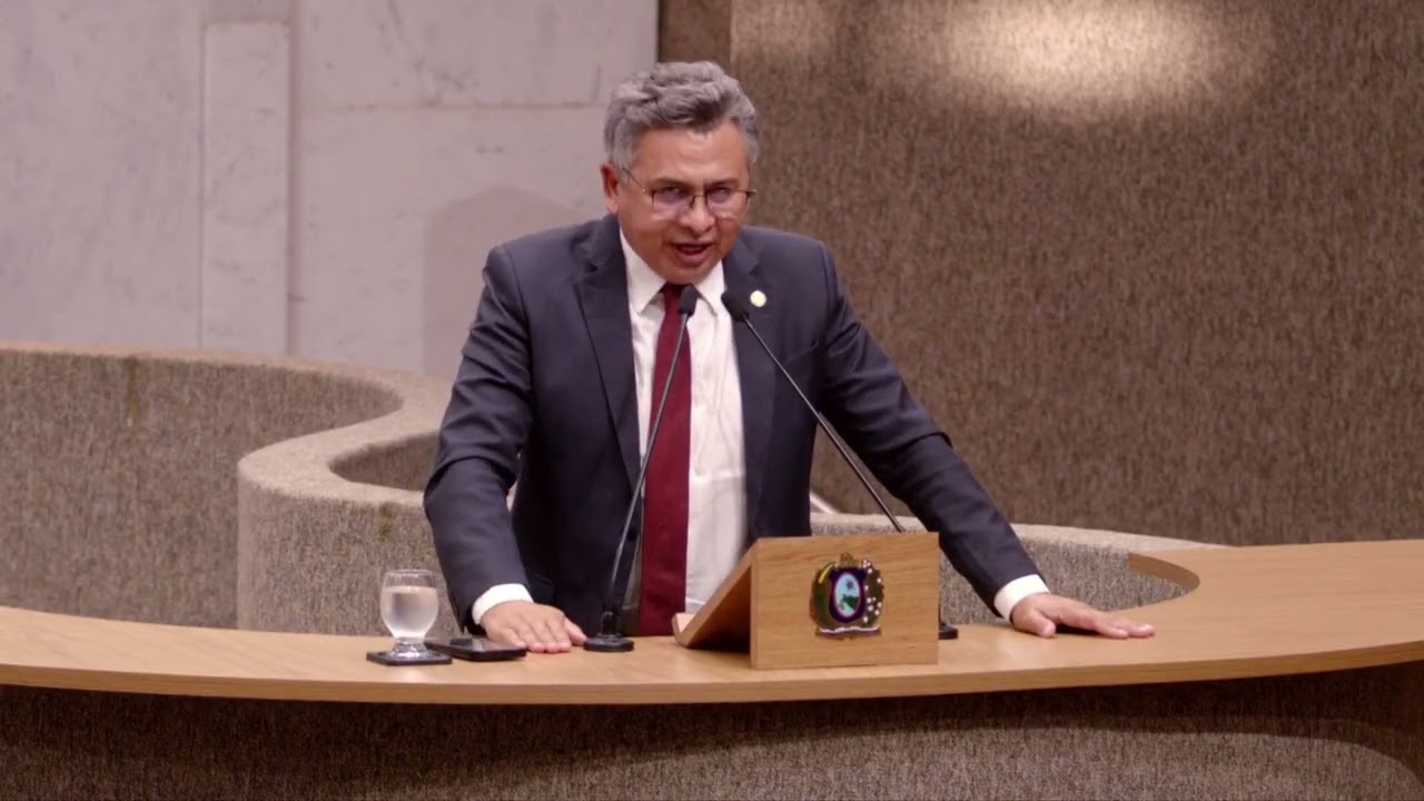 Dep. Doriel Barros denuncia vandalismo contra outdoor com foto dele e de Lula em Garanhuns(04/03/26)