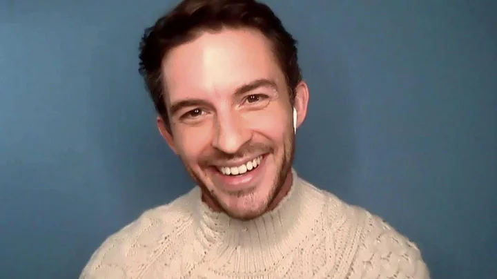 Bridgerton: Jonathan Bailey REACTS to Season 2 Pic...