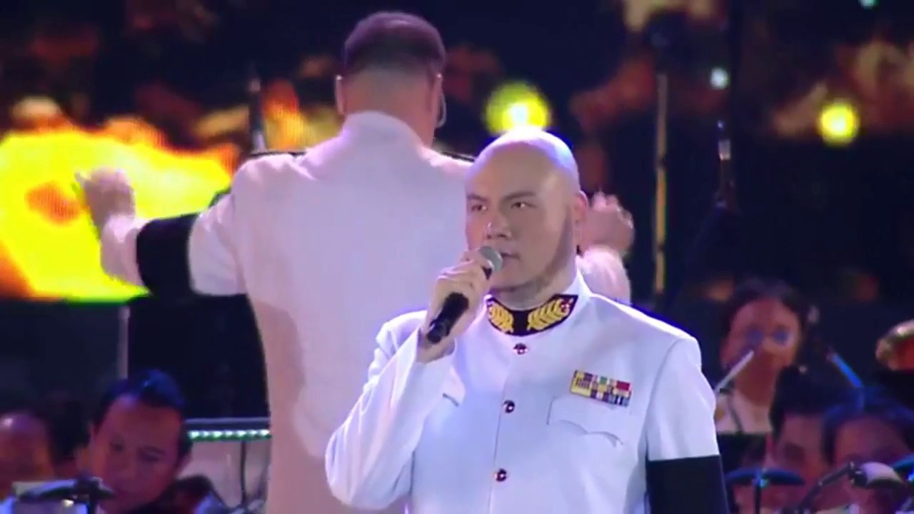 ความฝันอันสูงสุด - การแสดงมหรสพสมโภช