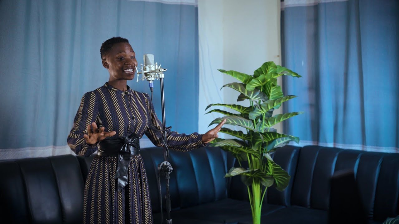 HUNIONGOZA MWOKOZI | NYIMBO ZA KRISTO | By Irene Michael 