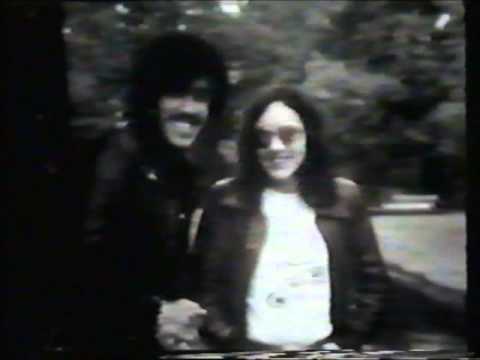 Philip Lynott - Thin Lizzy - Shades Of A Blue Orphanage Spoken (Me and my music 1977)